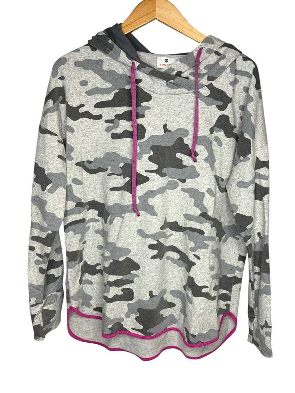 SUNDRY Gray Camo Hooded Sweater with Pink Trim size 3 / large Women's